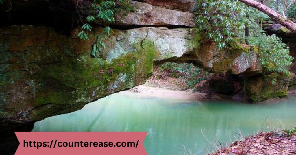 Hiking the Rock Bridge Trail Creation Falls in Red River Gorge
